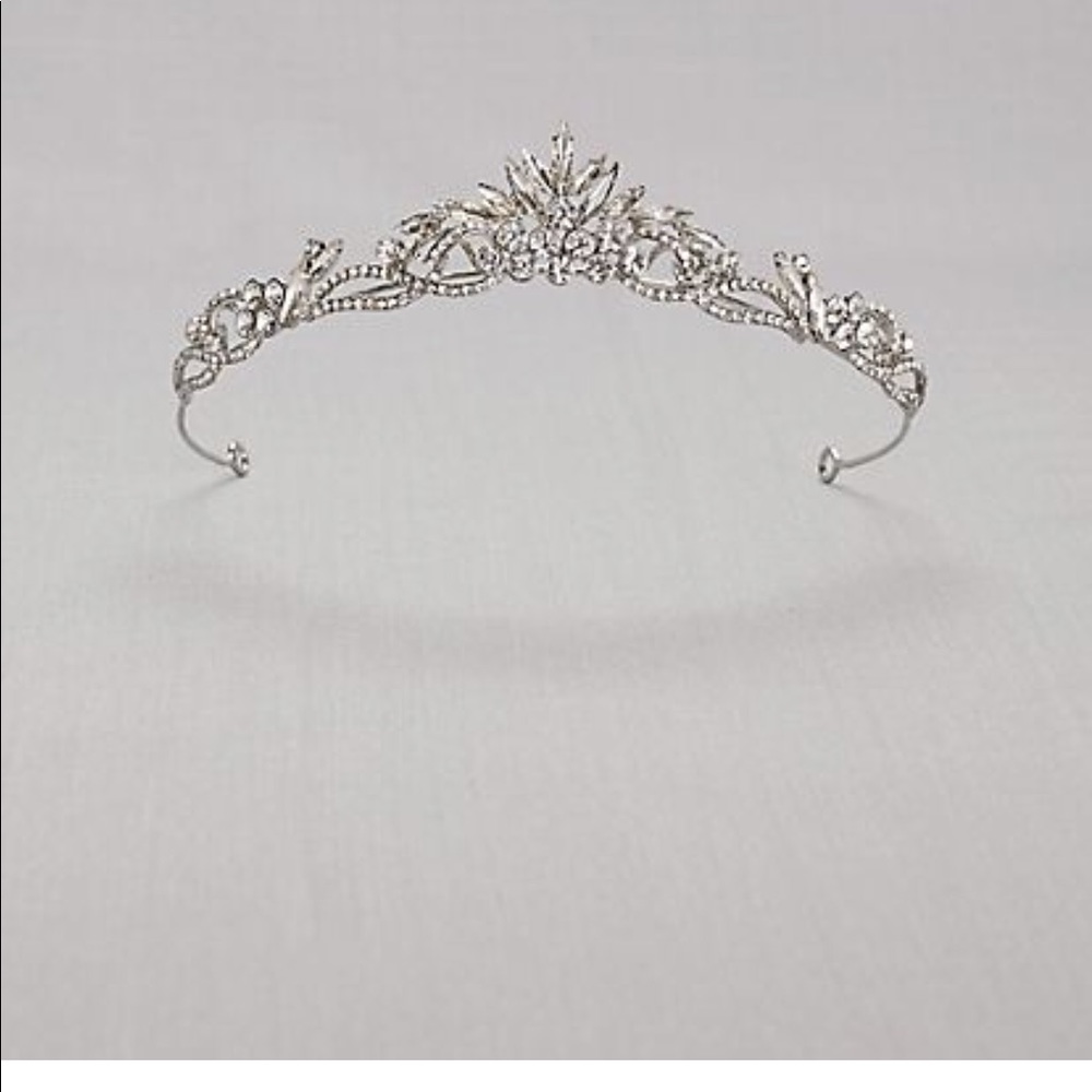 Brand New David’s Bridal Tiara